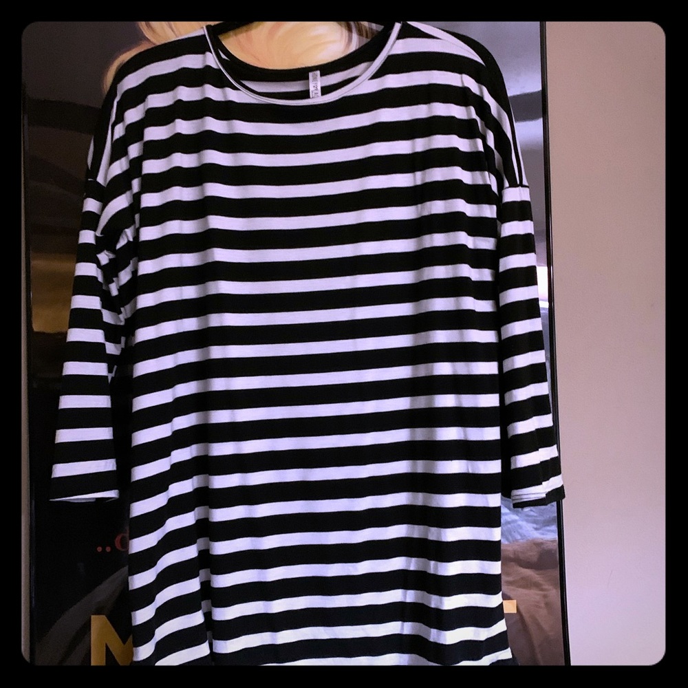 Honey & Lace Bl & Wh Striped California Tunic